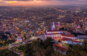 Si no has subido a Monserrate no sabes cómo se ve la ciudad sin ti